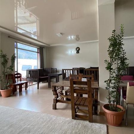 巴统 Zuma酒店 外观 照片